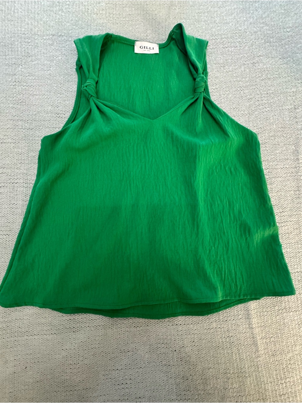 Gilli Emerald Green Knot-Shoulder V-Neck Camisole